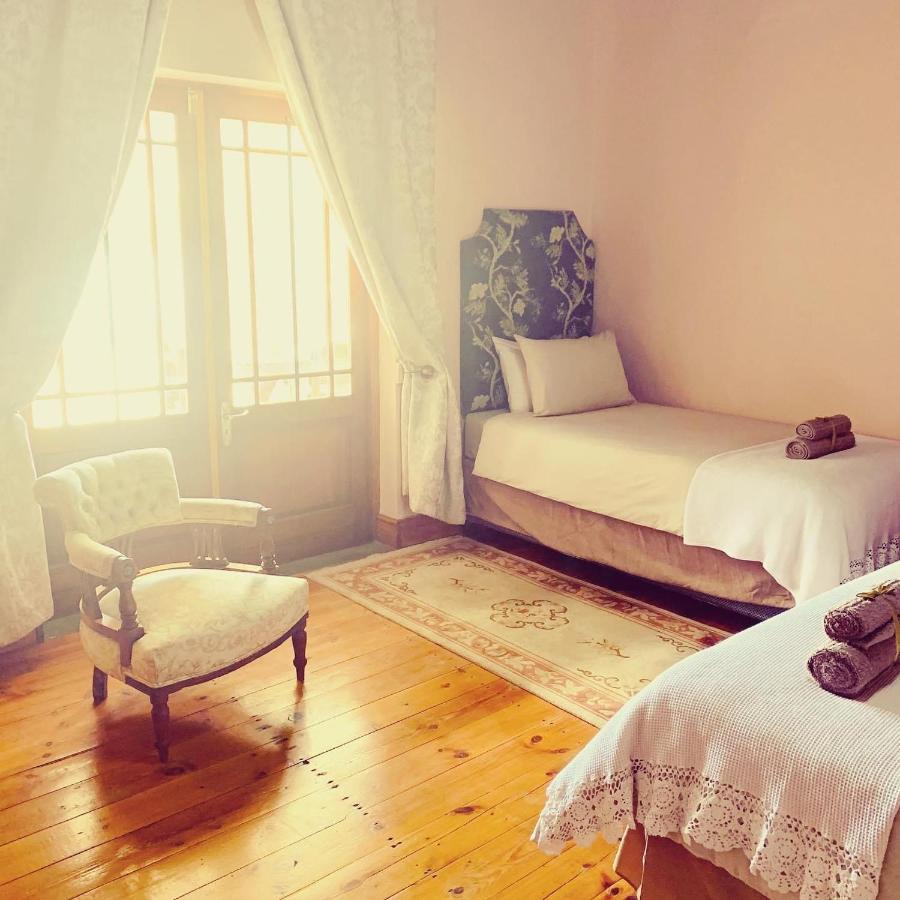 Lord Carnarvon Guesthouse מראה חיצוני תמונה