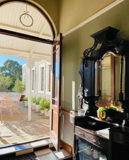 Lord Carnarvon Guesthouse מראה חיצוני תמונה