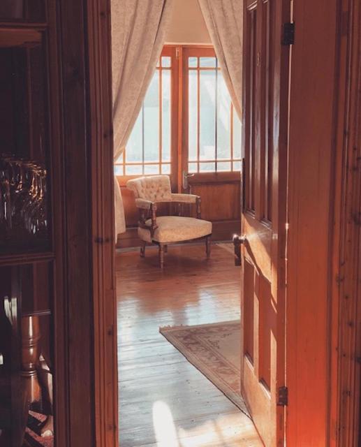 Lord Carnarvon Guesthouse מראה חיצוני תמונה